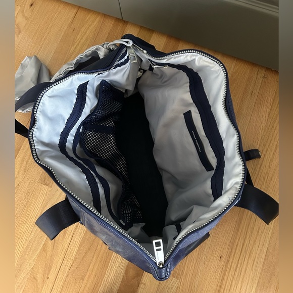 Lululemon Bag - Picture 7 of 10